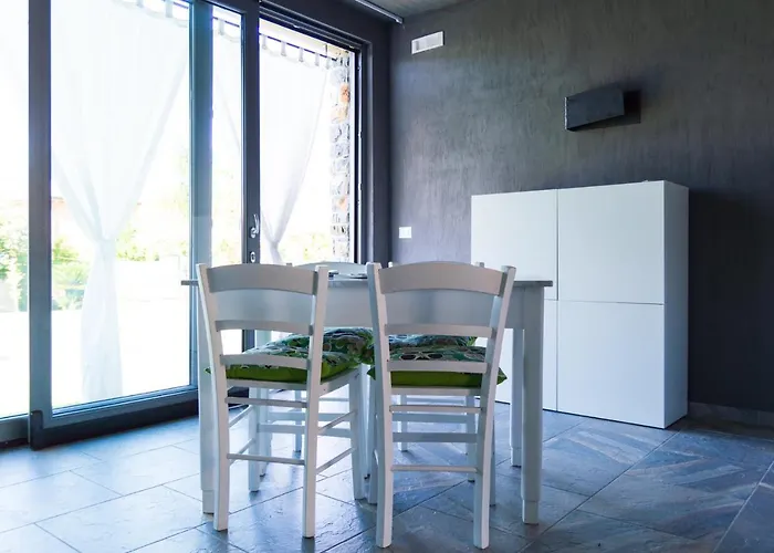 Simona - Private Pool ヴィラ Omignano Scale